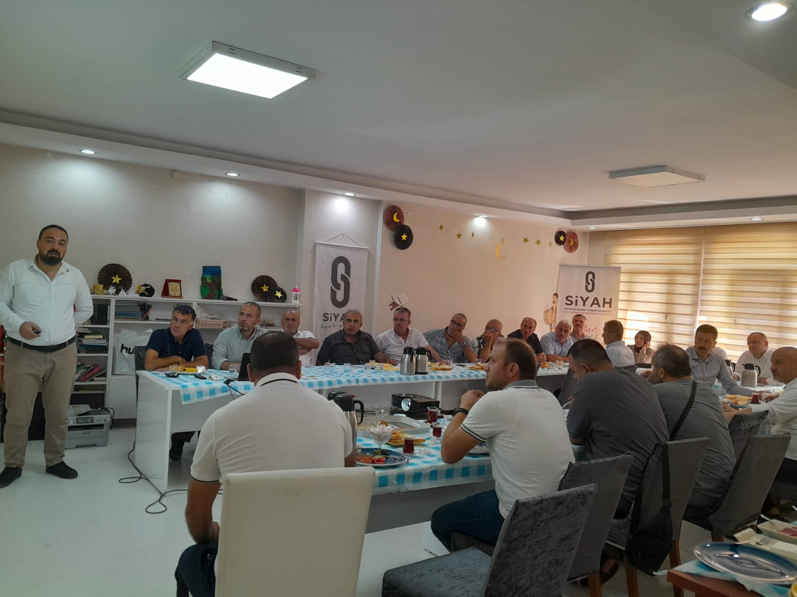 Samsun'da Sosyal Yardımlaşma Platformu İlkadım Muhtarlarına Tanıtıldı