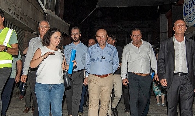 Başkan Soyer, Kemeraltı'ndaki gece çalışmalarını inceledi