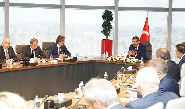 Cumhurbaşkanı Yardımcısı Cevdet Yılmaz'ın TBB Yönetim Kurulu'nu kabulü hakkında