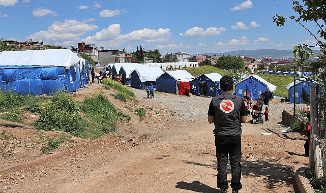 Hayata Destek Derneği Dünya İnsani Yardım Günü'nde 'NeOlursaOlsun Sahadayız' diyor