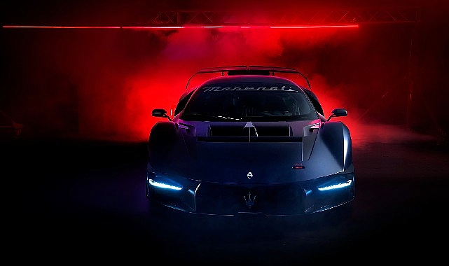 Maserati'nin Yeni Yarış Canavarı MCXtrema
