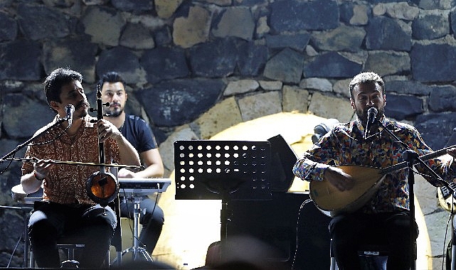 Nevşehir Kalesi'nde Türkü Ziyafeti