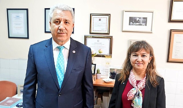 Prof. Arzum Erdem Gürsan, Talanta dergisinin Bilimsel Danışma Kurulunda