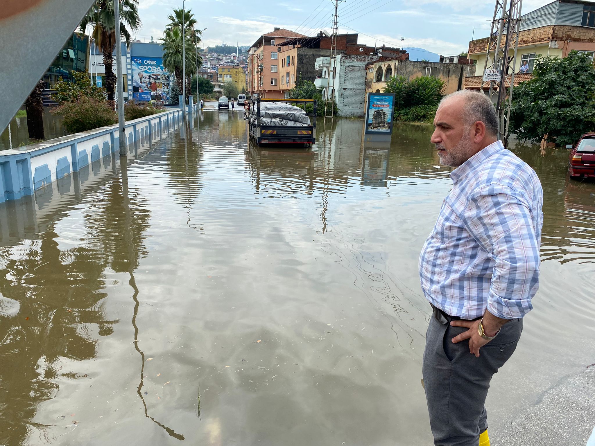Başkan Sandıkçı’dan Sahada Takip