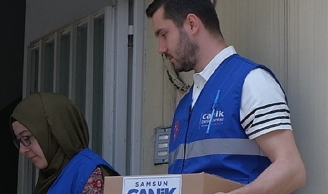 Canik Belediyesi Çat Kapı Gönüllere Ulaşıyor