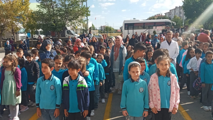 Erzurum’da ders zili çaldı