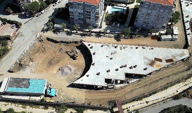 Narlıdere'nin Yaşam Vadisi yüzünü gösterdi