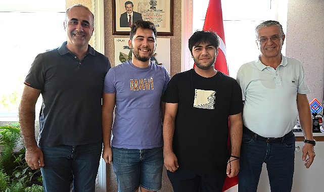Öğrencilerden Başkan Topaloğlu'na Ziyaret