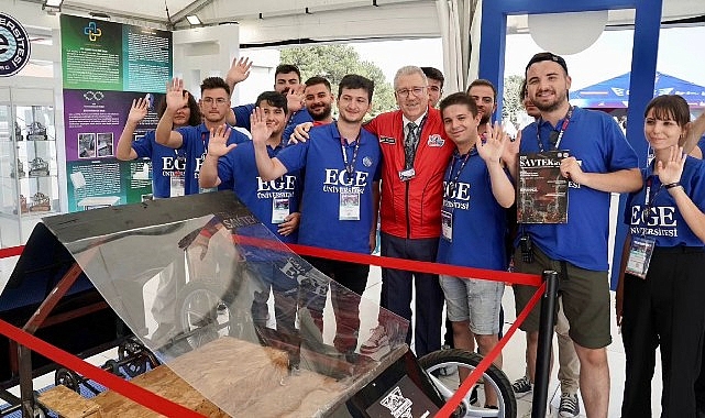 Rektör Prof. Dr. Budak,