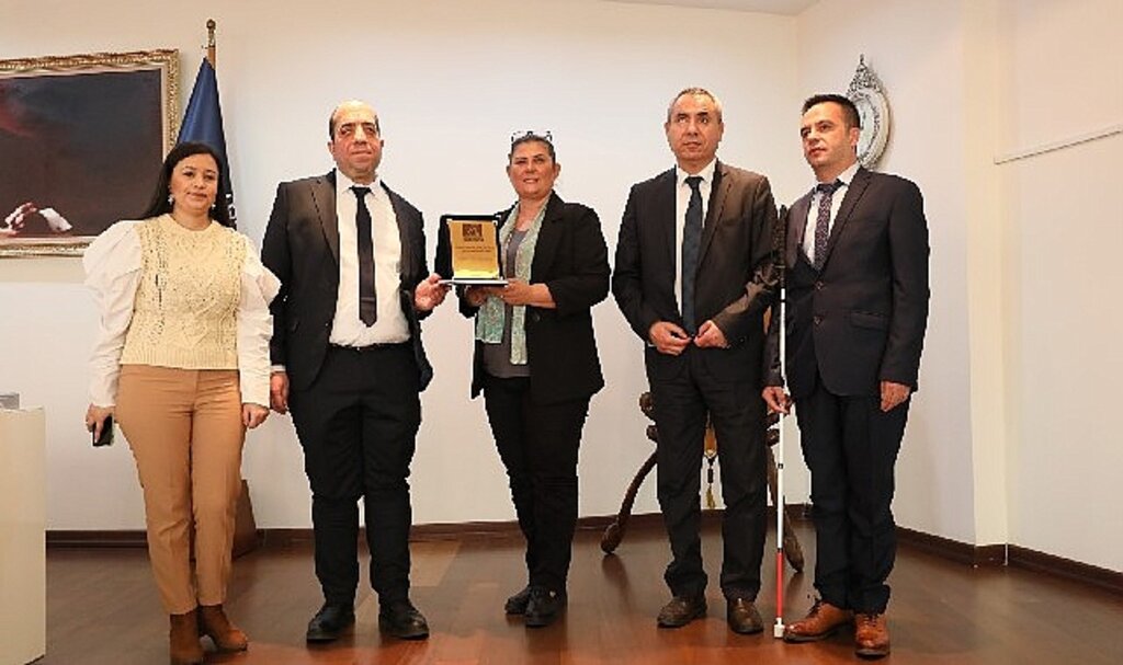 Altı Nokta Körler Derneği'nden Başkan Çerçioğlu'na ziyaret
