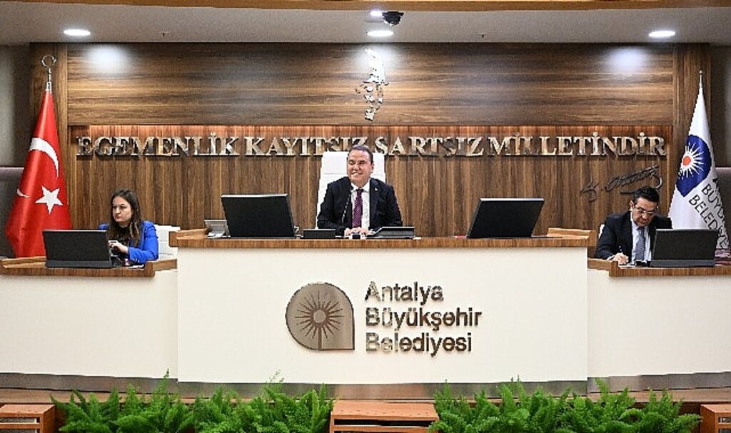 Antalya Büyükşehir'den toplu ulaşımı rahatlatacak karar
