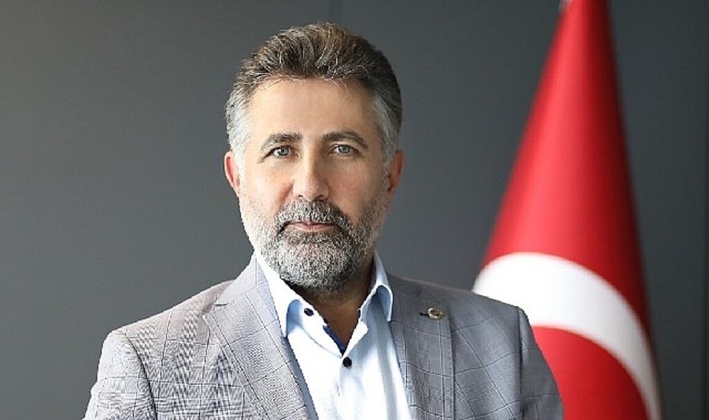 Bayraklı'dan 1000 öğrenciye beslenme desteği