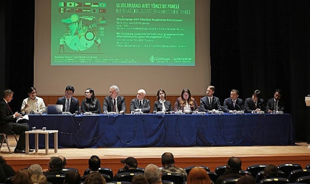 Çankaya'da uluslararası afet yönetimi paneli