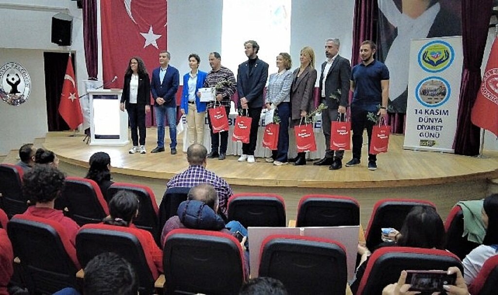 Diyabet hakkında her şey Bornova'da konuşuldu