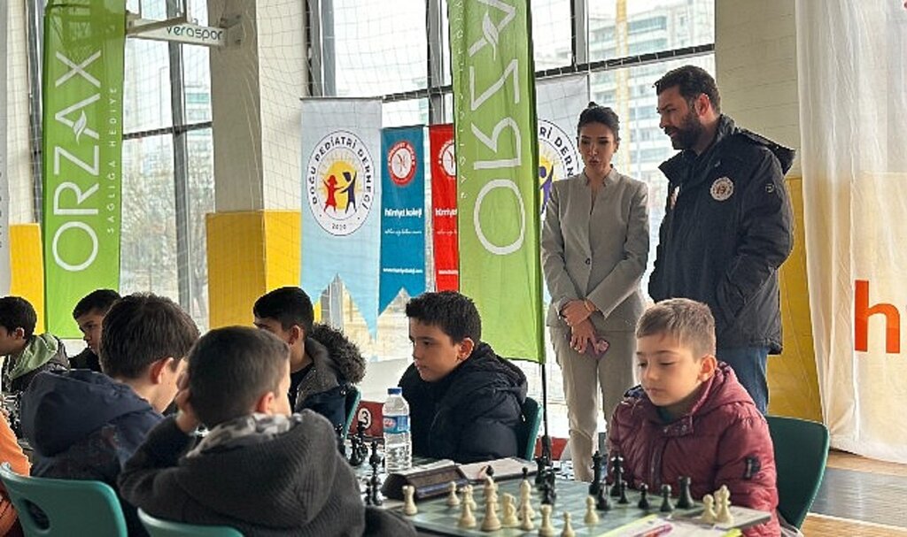Doğu Pediatri Derneği ve Orzaks İlaç çocuklar için Diyarbakır'da el ele verdi