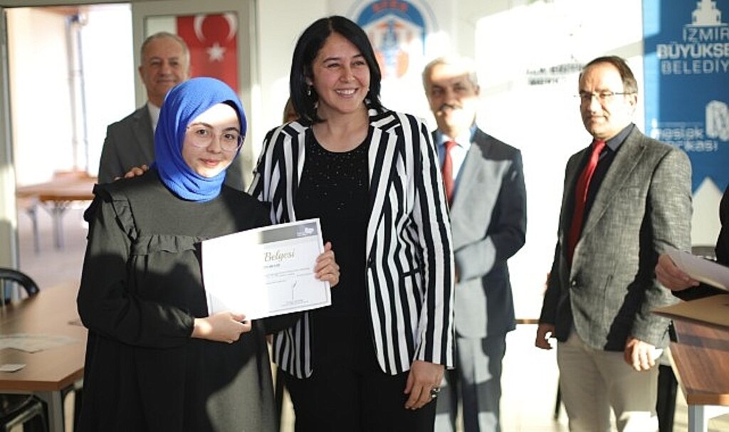 Efes selçuk'ta meslek fabrikası ile istihdama fark yaratan katkı