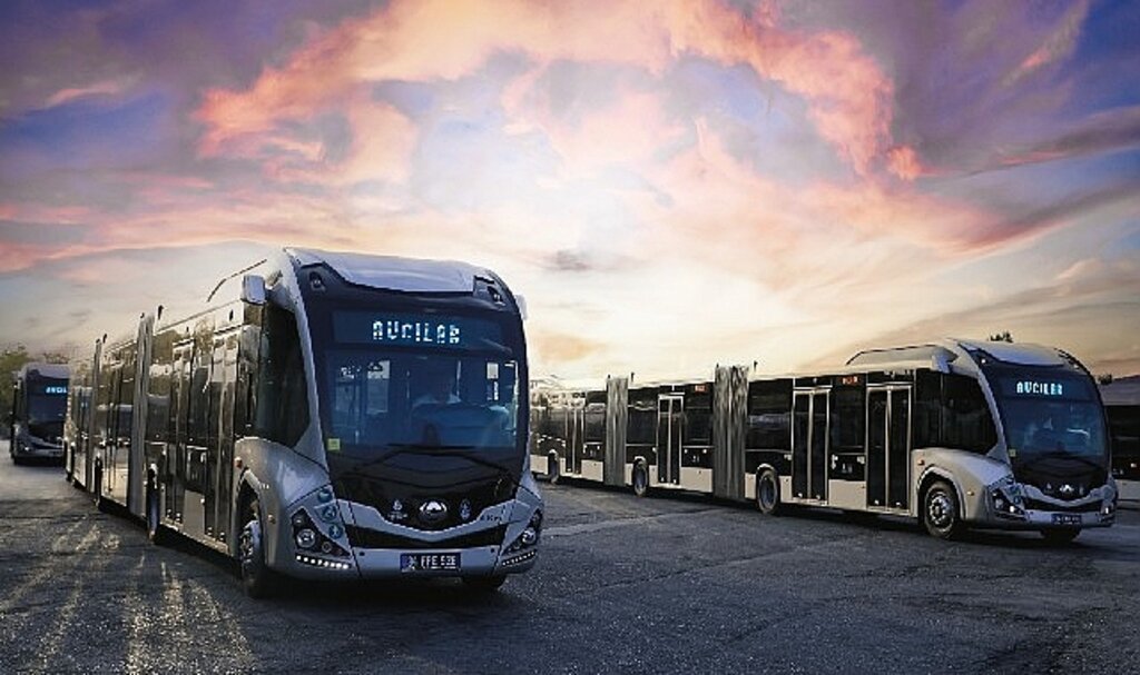 İETT, 2023'de 16 milyon 600 bin sefer gerçekleştirdi