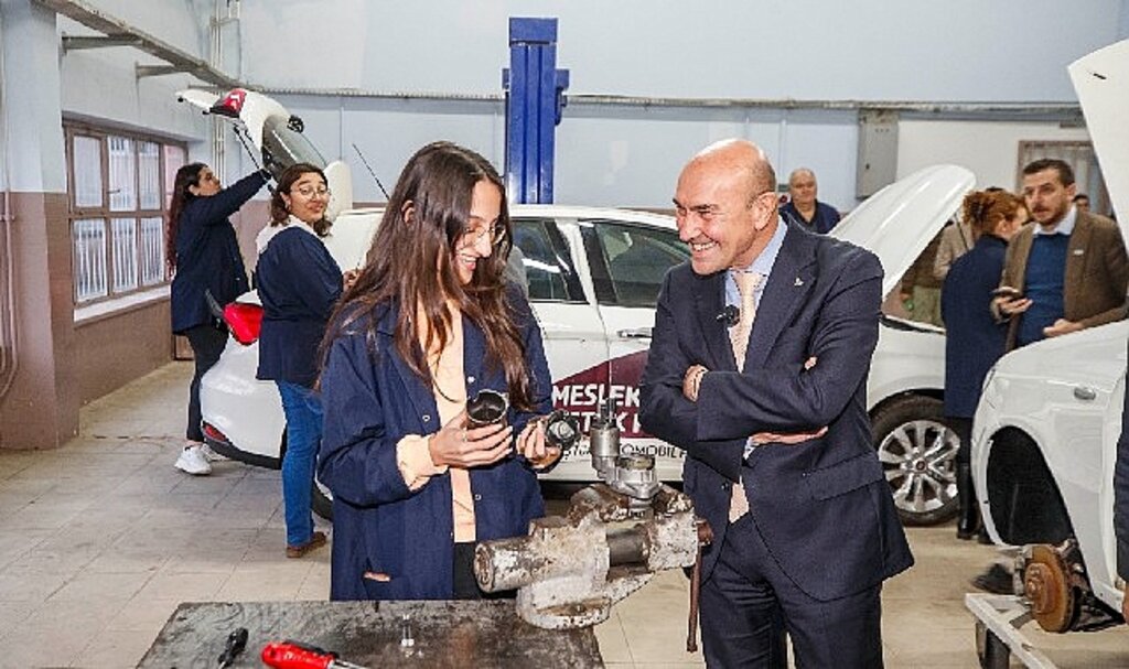 İzmirli kadınlar her alanda