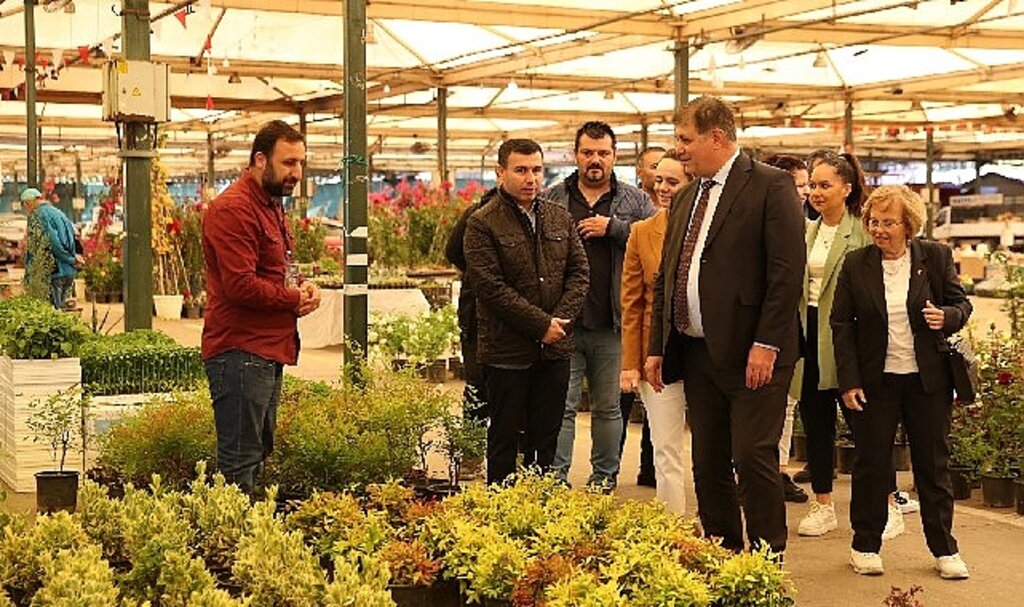 Karşıyaka Belediyesi, sosyal ve ekonomik hayata katkı sunuyor