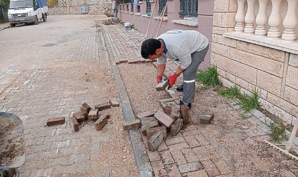 Kemer Belediyesi'nden ilçe genelinde çalışmalar