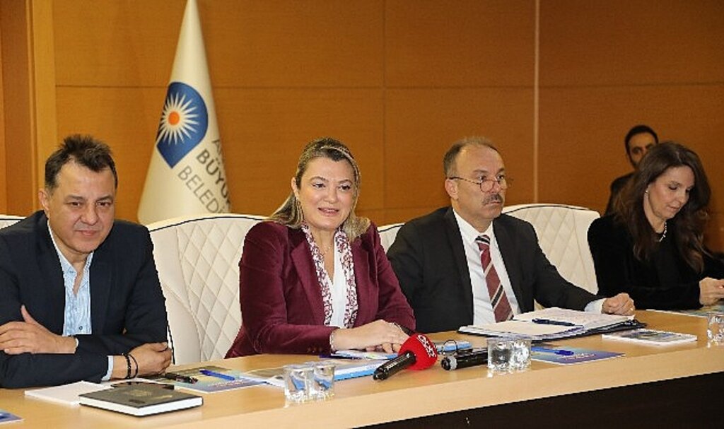 Konyaaltı Sahili Alan Yönetimi yılsonu toplantısı yapıldı