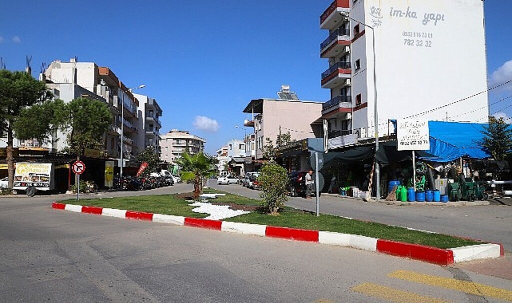 Menderes'in Refüjleri Yenileniyor
