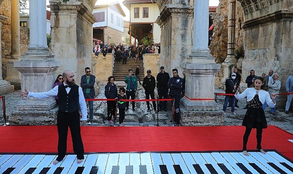Piyano sihirbazları yeniden Antalya'da