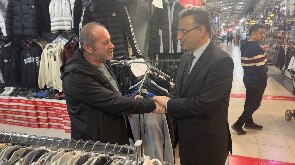 Yabancılar Çarşısında Kurnaz’a İlgi