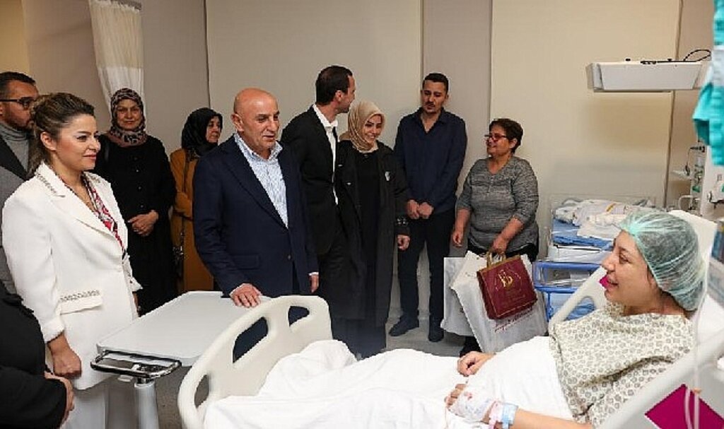Başkan Altınok 2024'ü yenidoğan bebeklerle karşıladı