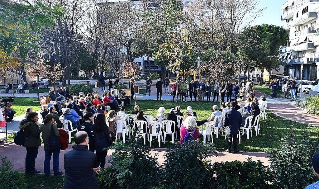 Başkan Soyer'in ödüllü projesi İzmirlilere sağlık götürüyor
