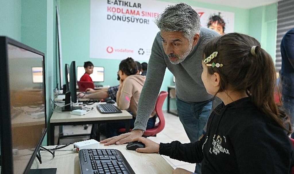 'Bu Atıklar Kod Yazıyor' Projesi 10 Sınıfa Ulaştı