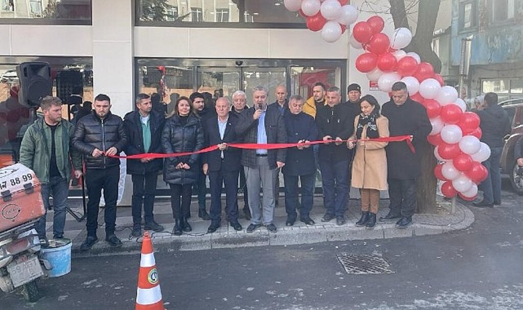 Malkara Belediye Başkanı Ulaş Yurdakul Çatal'ın açılışını gerçekleştirdi