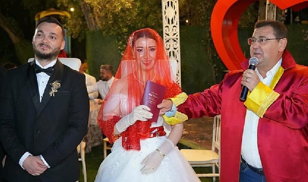Milas'ta 2023'te 1005 çift mutluluğa