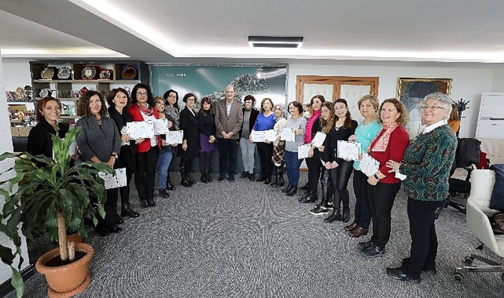 Narlıdere'de kadınlar, kihep ile haklarını öğreniyor