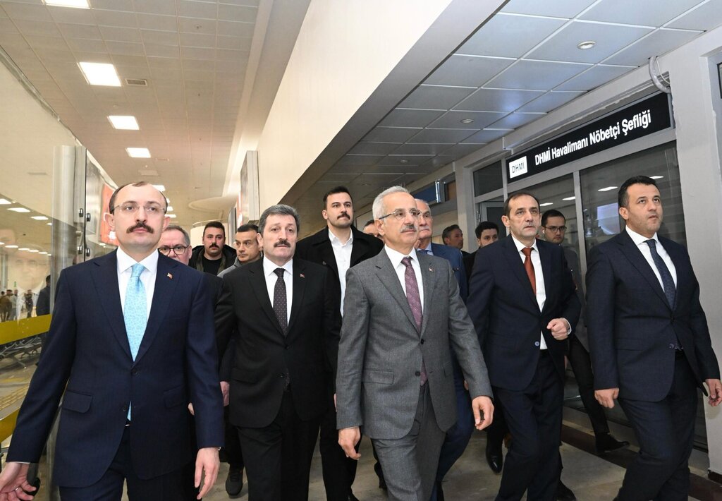 URALOĞLU'NDAN SAMSUN YENİ ÇARŞAMBA HAVALİMANI MÜJDES