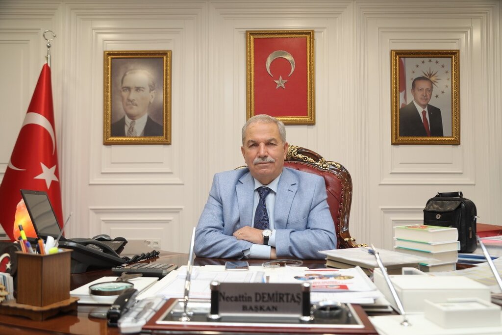DEMİRTAŞ MİRAÇ KANDİLİNİ YAYIMLADIĞI MESAJLA KUTLADI