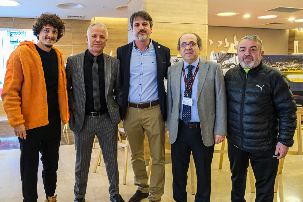 Samsunspor fotoğraf sergisi VM Medical Park Samsun Hastanesi'nde açıldı