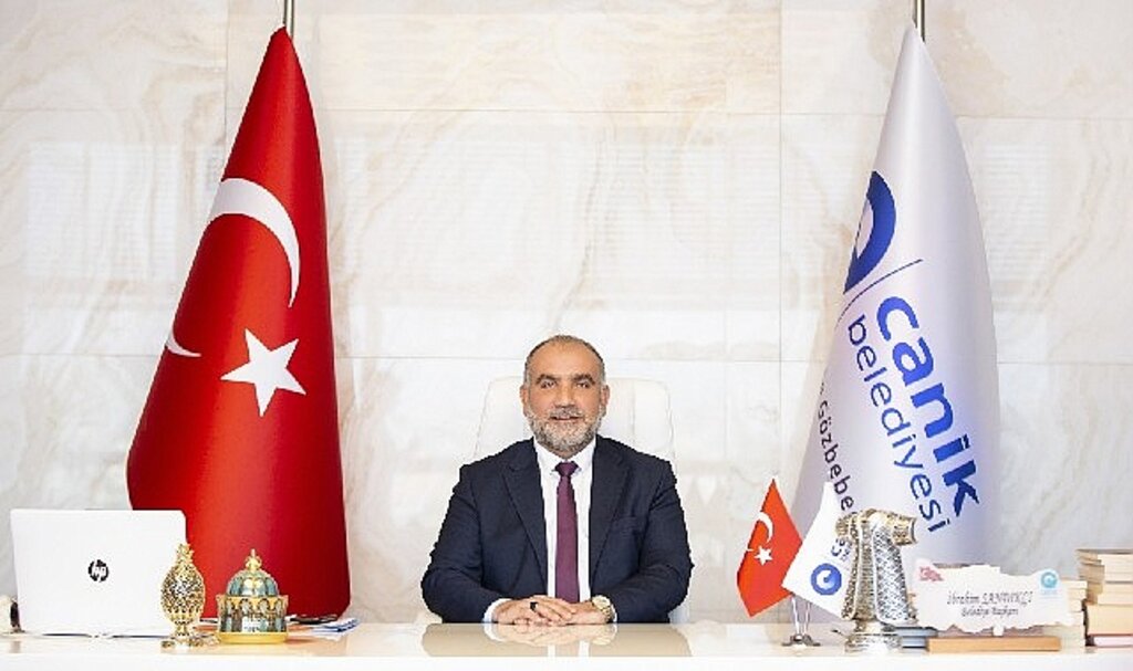 Başkan Sandıkçı'dan Miraç Kandili Mesajı