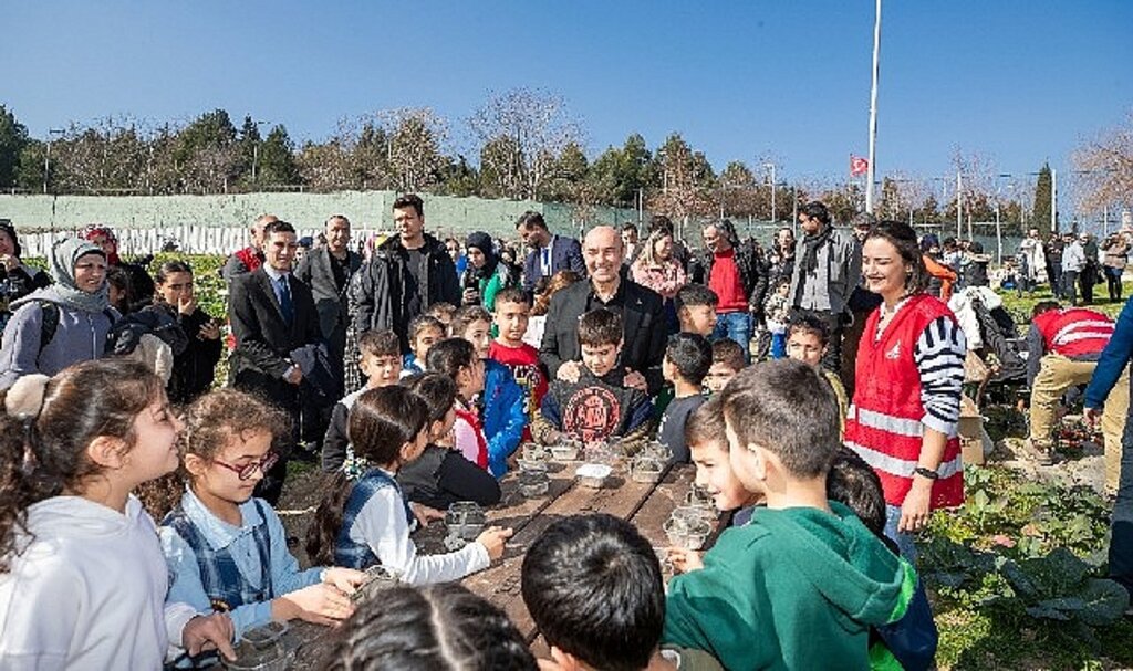 Kadifekale'de Başkan Soyer için bayram gibi bir gün