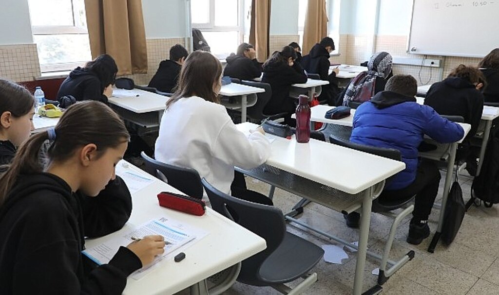 Konya Büyükşehir LGS ve TYT Öğrencilerini Sınavlara Hazırlıyor