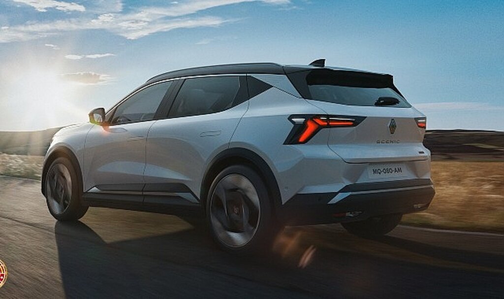 Scenic E-Tech %100 Elektrikli, Avrupa jürisi tarafından 