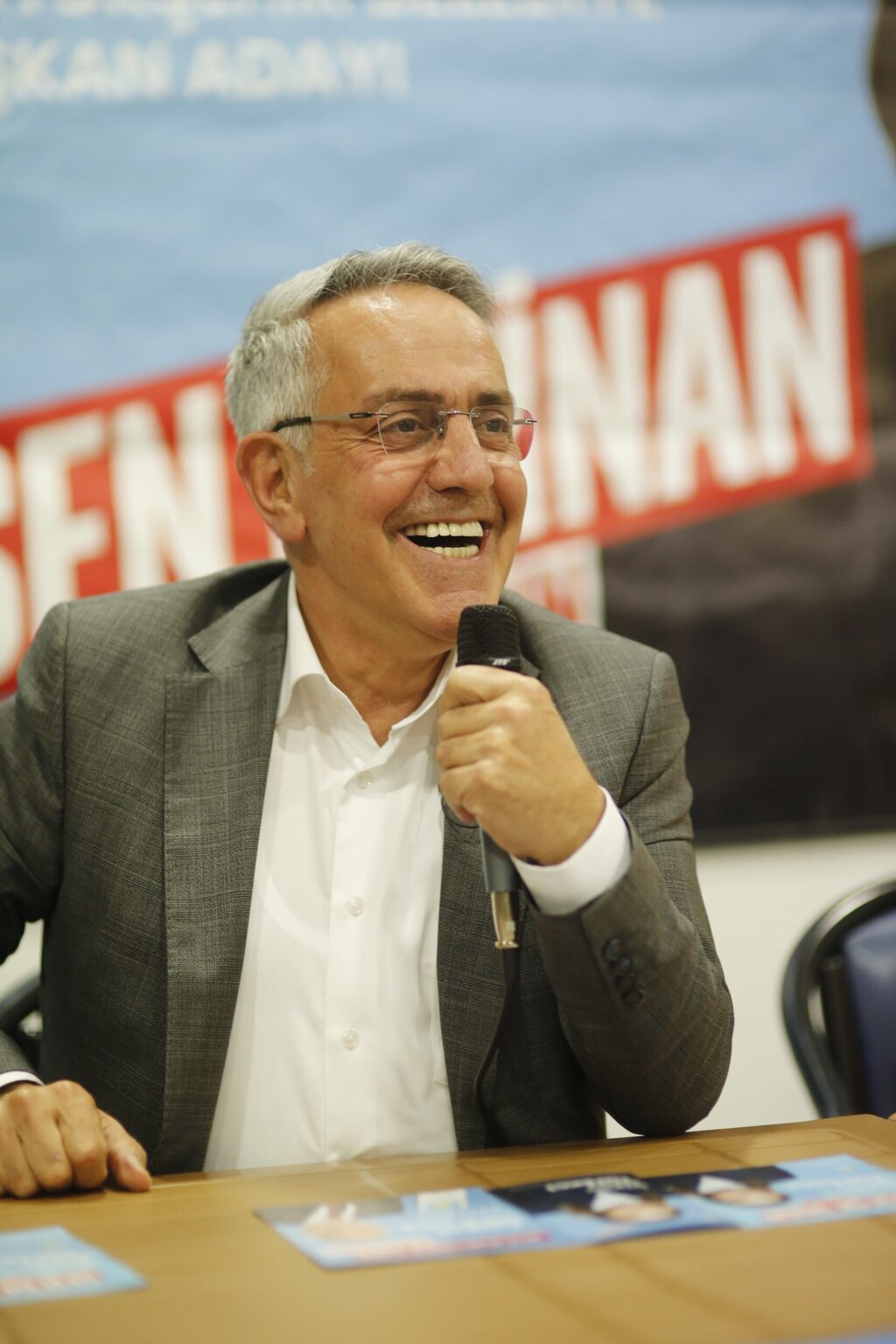 ADEM BEKTAŞ ESERLERİNİ HATIRLATTI: