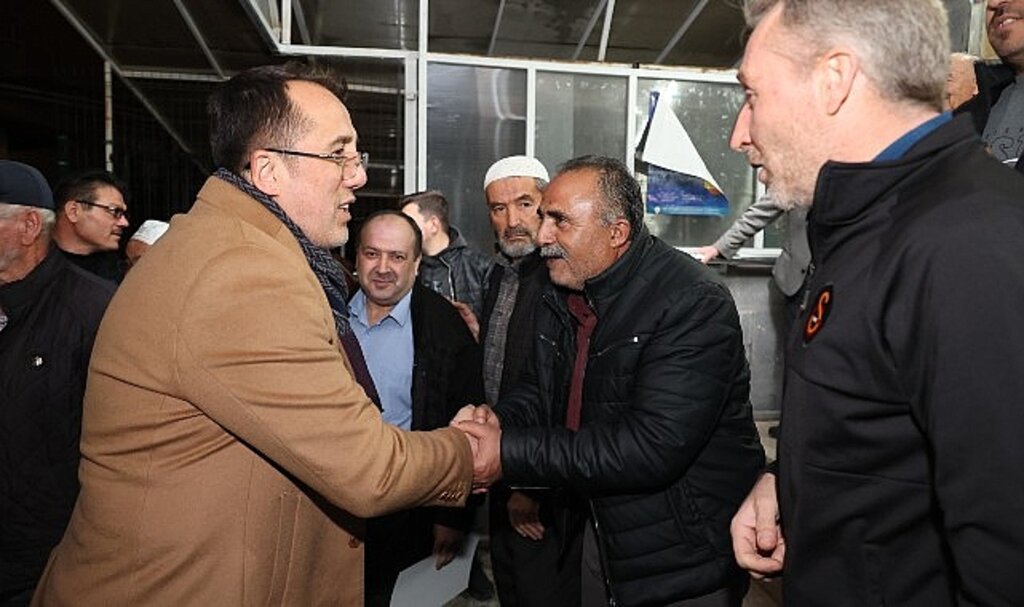 Ak Parti Adayı Savran Vatandaşların Ramazan Ayını Kutladı