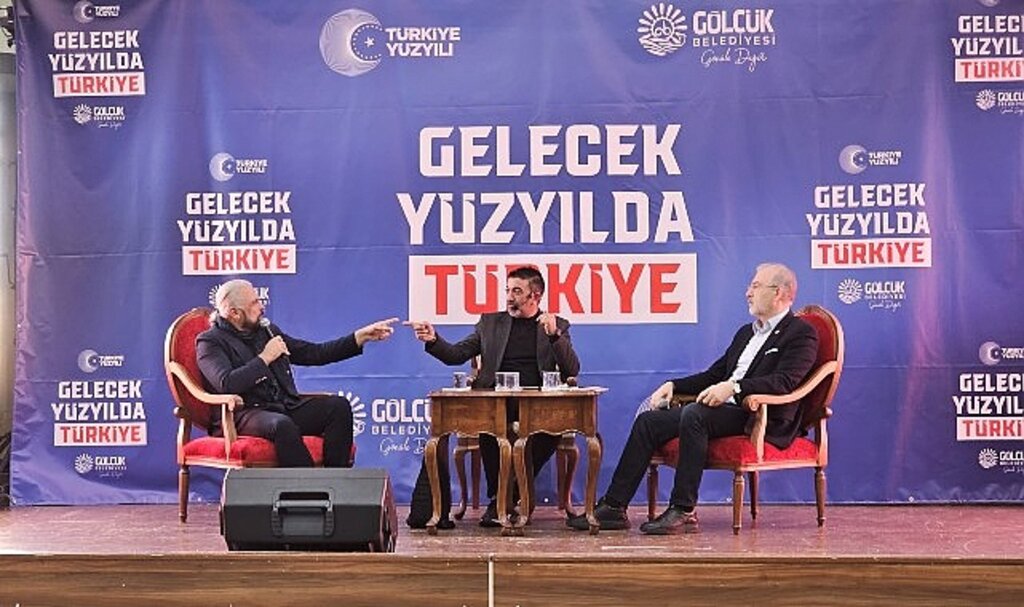 Gelecek Yüzyılda Türkiye'nin Rolü Gölcük'te Anlatıldı