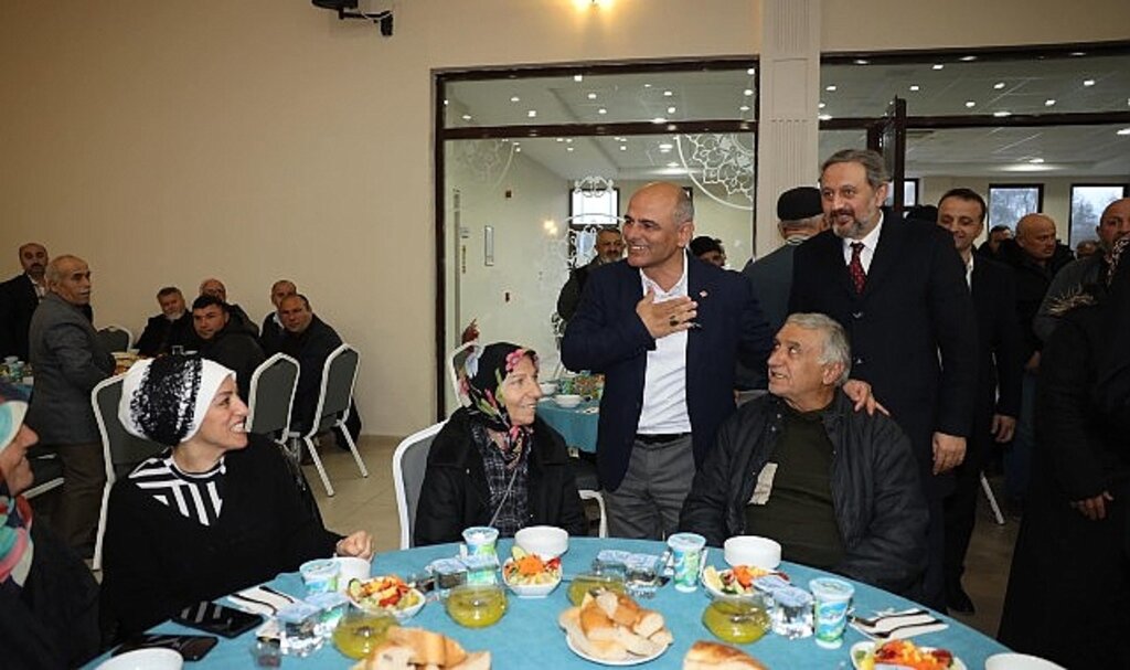 Söğüt, Sevindikli'de vatandaşlarla gönül sofrasında buluştu