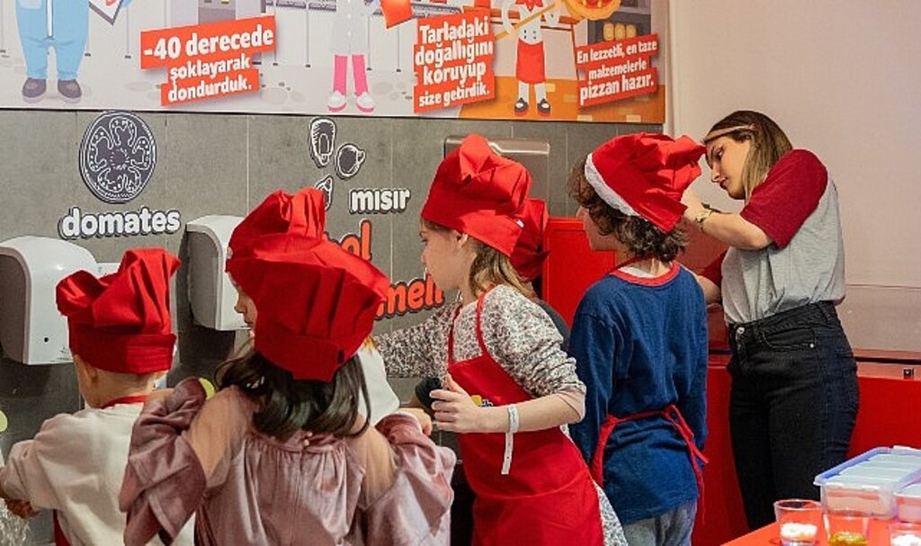 SuperFresh, çocukların 'Pizza Aşkı'nı kutladı