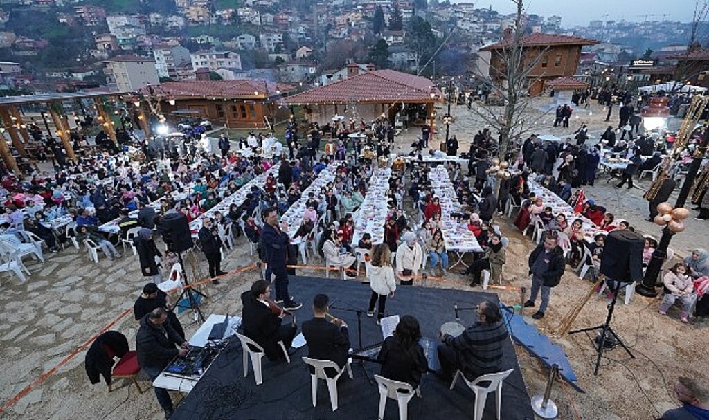 Üsküdar Çocuk Köyü'nde İlk İftar