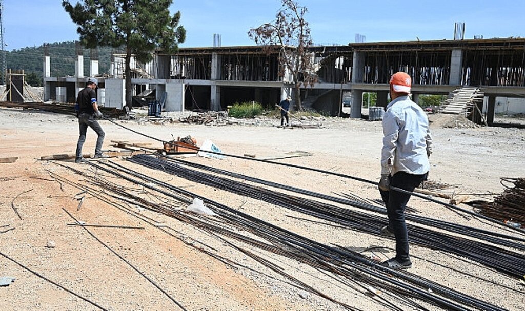 Denizcilik Fakültesi'nde çalışmalar devam ediyor
