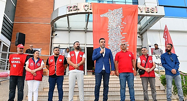 Çiğli'de Coşkulu 1 Mayıs Kutlaması Başkan Yıldız;