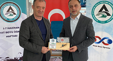 Ayvacık'ta Samsun Kültürü ve Karadeniz Bölgesine Etkileri Konuşuldu.